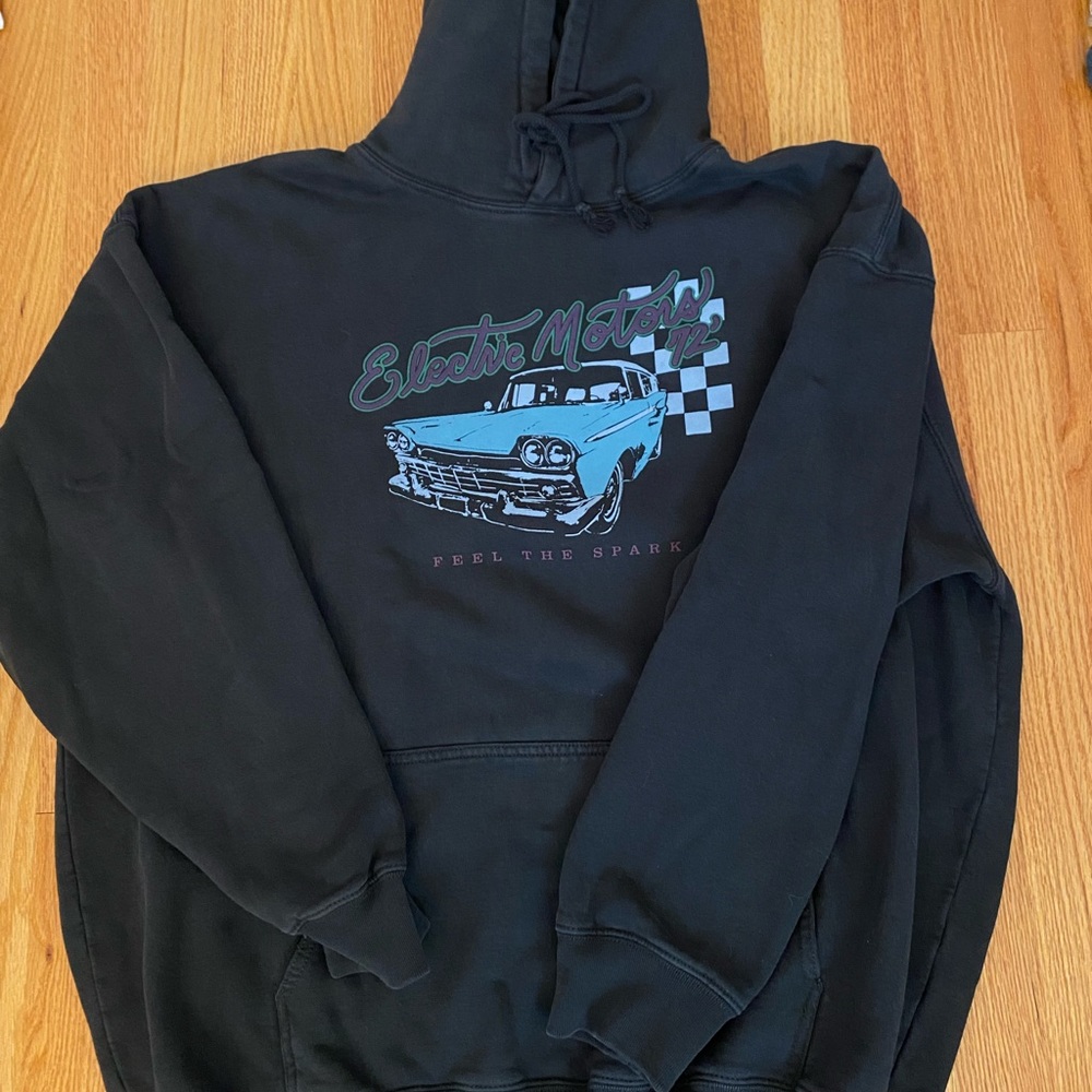 Brandy Melville Vintage Car Sweatshirt, fits like an XL